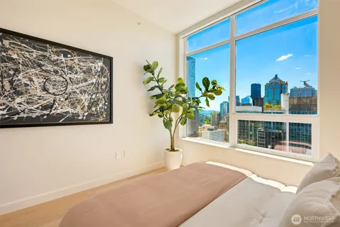 $2,850,000 | 121 Stewart Street, Unit 3704, Seattle, WA 98101