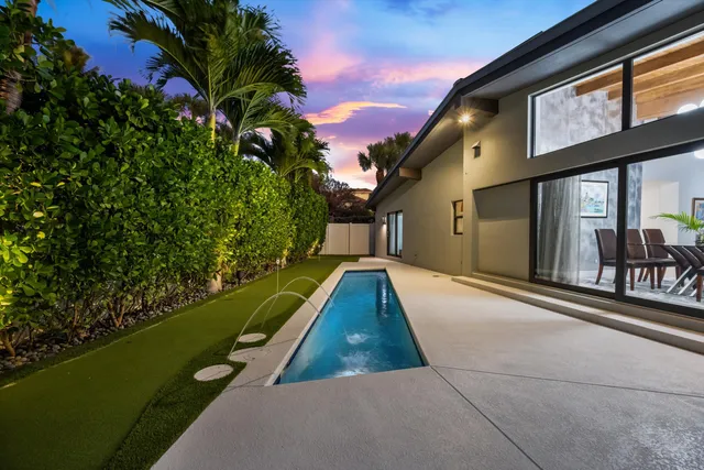 $4,950,000 | 25 Ocean Drive, Jupiter, FL 33469