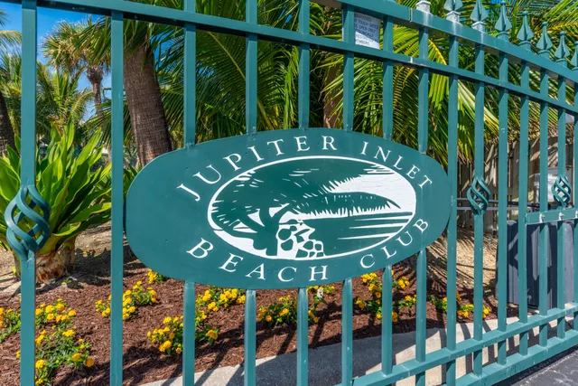 $4,950,000 | 25 Ocean Drive, Jupiter, FL 33469