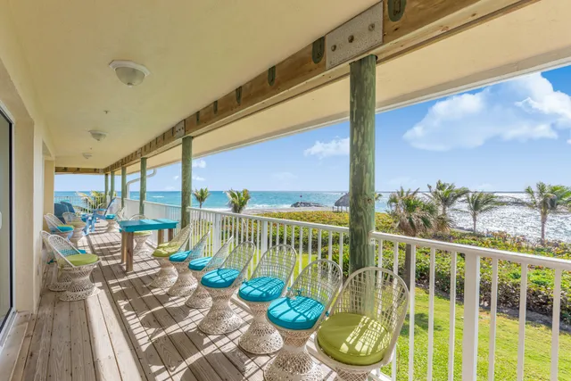 $4,950,000 | 25 Ocean Drive, Jupiter, FL 33469