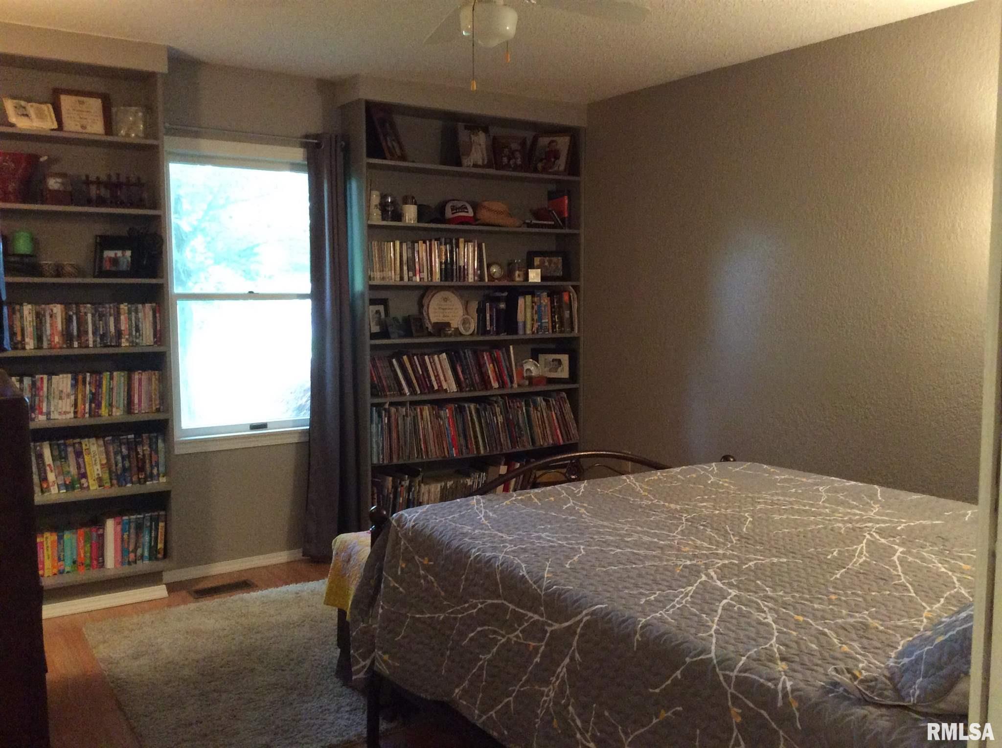 17662 East Bonnie Road Belle Rive, IL 62810 - Photo 12 of 50 Gallery Image 12