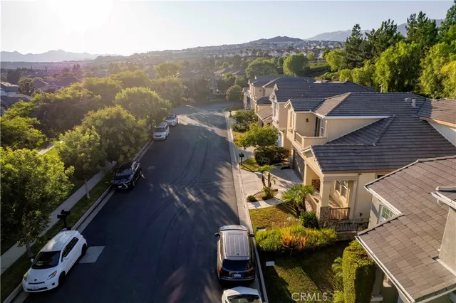 a view of a house with a big yard