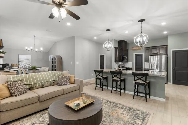 $415,000 | 440 Brinkley Drive, Saginaw, TX 76179