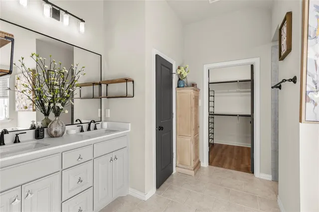 $415,000 | 440 Brinkley Drive, Saginaw, TX 76179