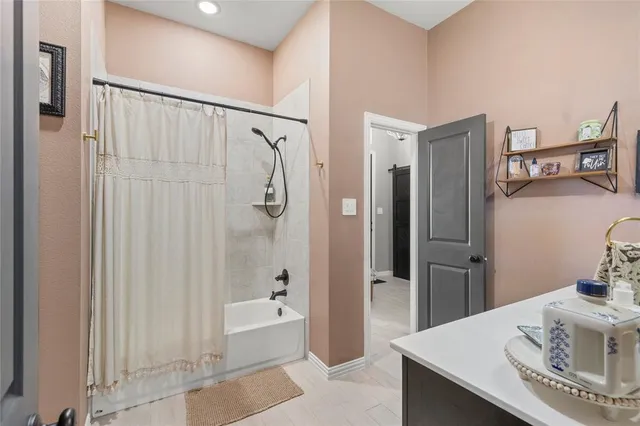 $415,000 | 440 Brinkley Drive, Saginaw, TX 76179