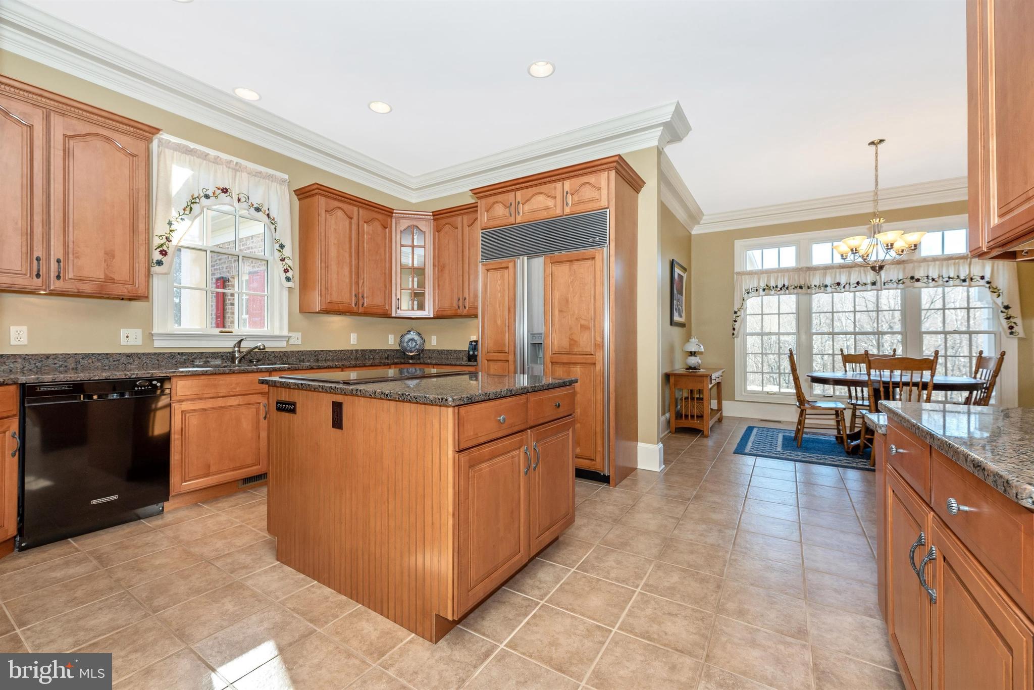 2926 Rohrersville Road Rohrersville, MD 21779 - Photo 12 of 63 Great cook's kitchen with cooking island.