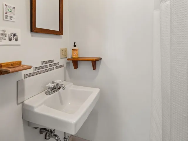 $950,000 | 1233 Vermont Rte 125, Ripton, VT 05766