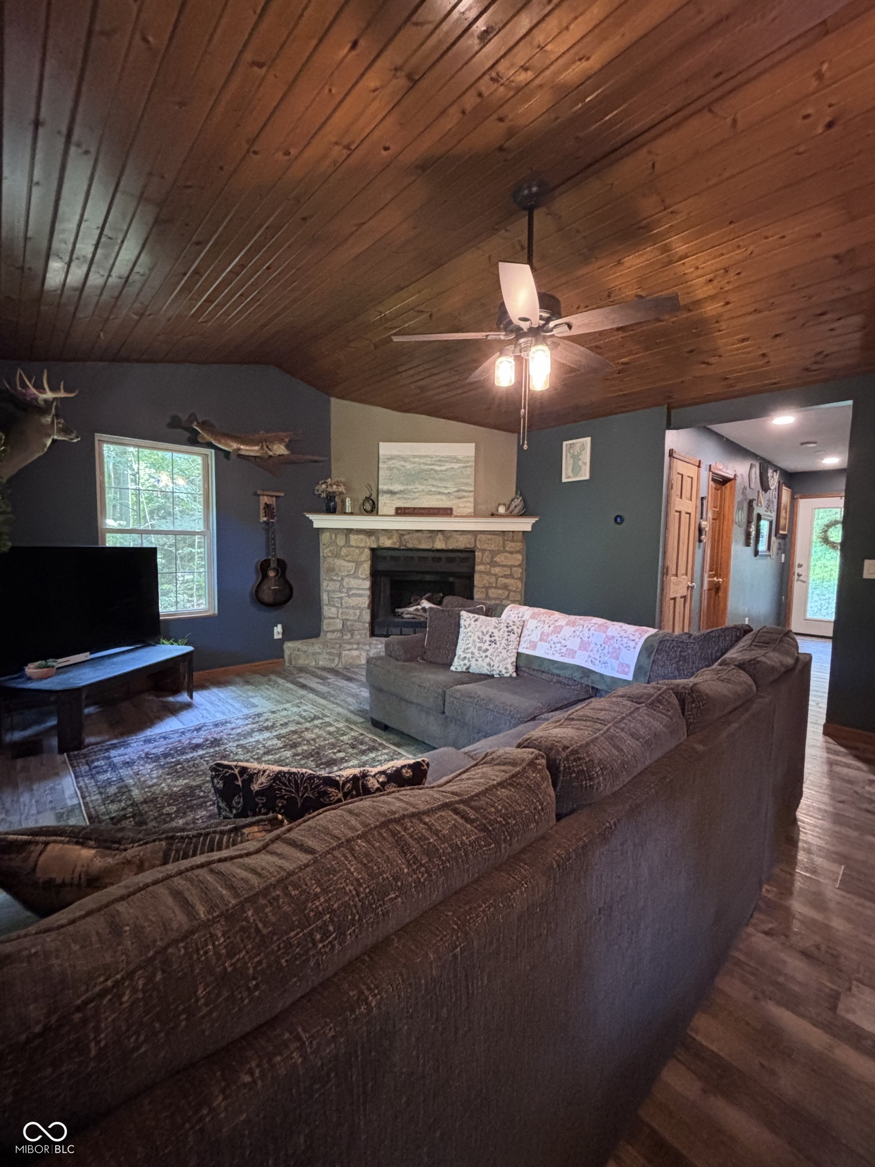 8255 Center Lake Road Nineveh, IN 46164 - Photo 6 of 31