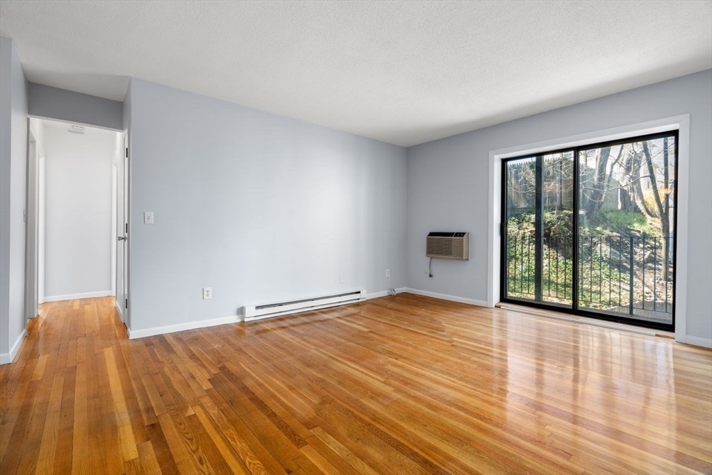 22 Branchfield Street, Unit B4 Boston, MA 02124 - Photo 1 of 21
