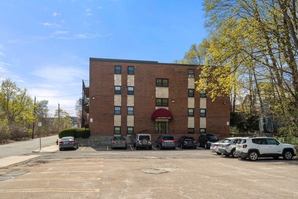 22 Branchfield Street, Unit B4 Boston, MA 02124 - Photo 17 of 21