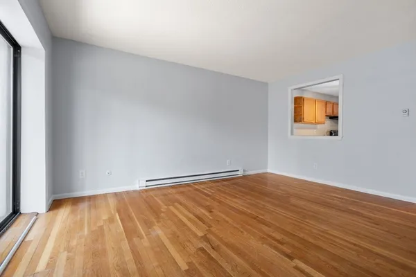 $2,500 | 22 Branchfield Street, Unit B4, Boston, MA 02124