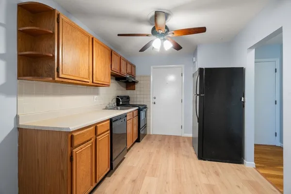 $2,500 | 22 Branchfield Street, Unit B4, Boston, MA 02124