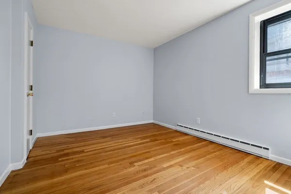 $2,500 | 22 Branchfield Street, Unit B4, Boston, MA 02124