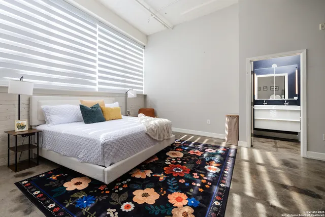 $439,999 | 1401 South Flores Street, Unit 202, San Antonio, TX 78204