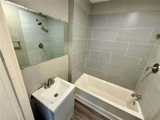 $225,000 | 335 North Lawndale Avenue, Kansas City, MO 64123