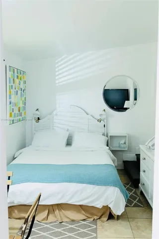 $1,500 | 2221 Southwest 26th Lane, Unit 2, Miami, FL 33133