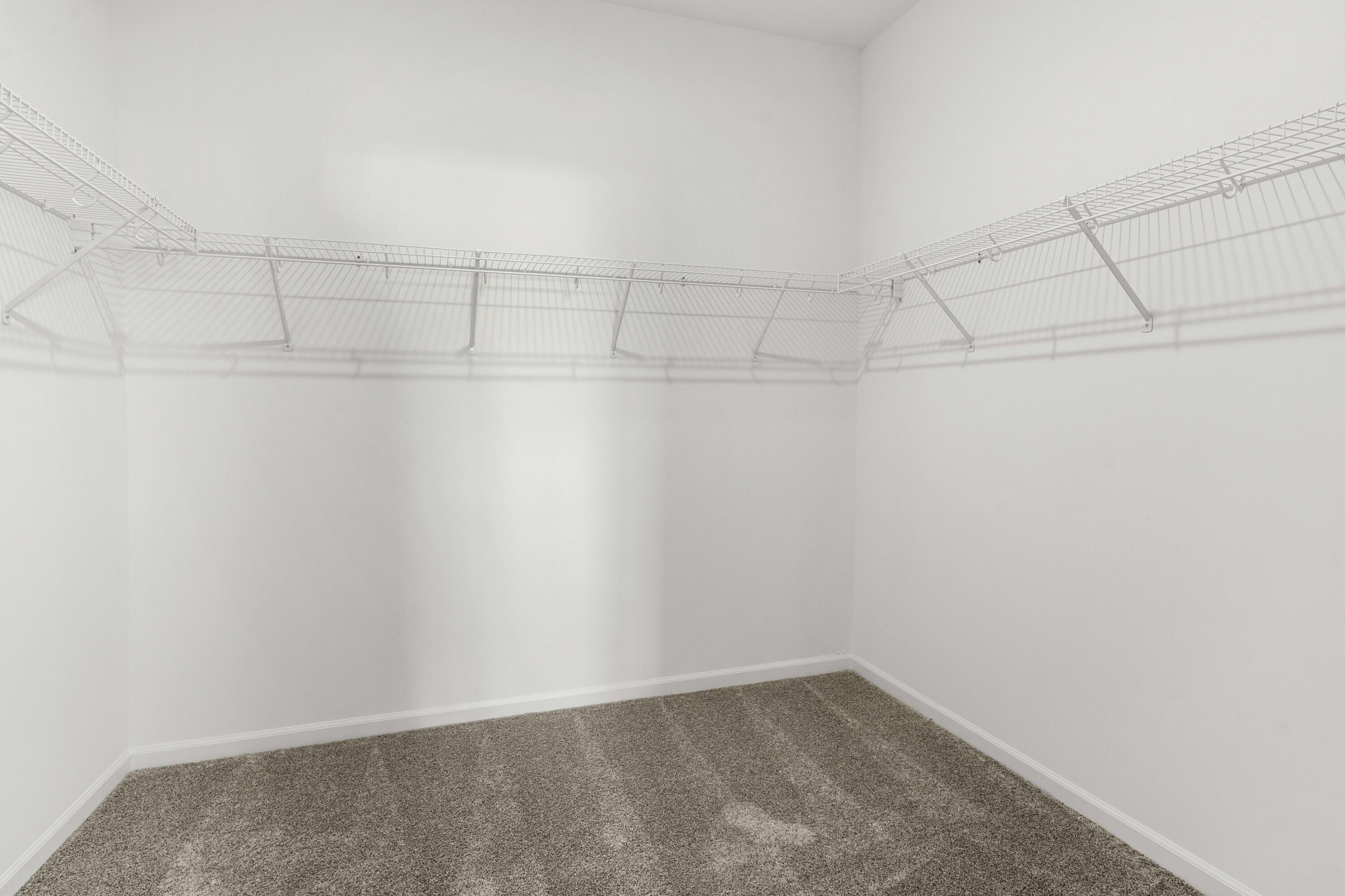 5652 Burr Rdg Circle Crown Point, IN 46307 - Photo 20 of 29 a view of a room