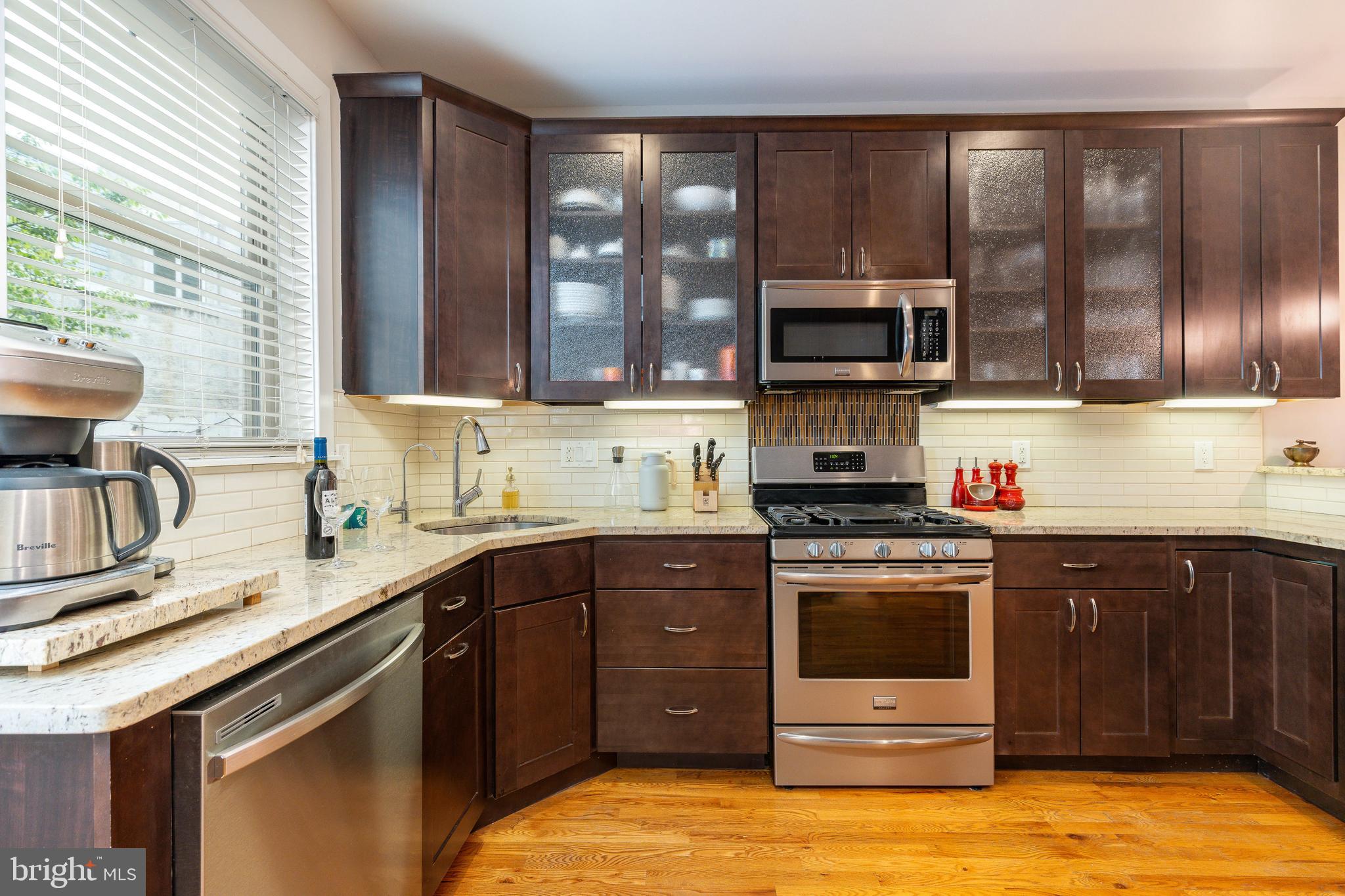 839 Perkiomen Street Philadelphia, PA 19130 - Photo 15 of 59