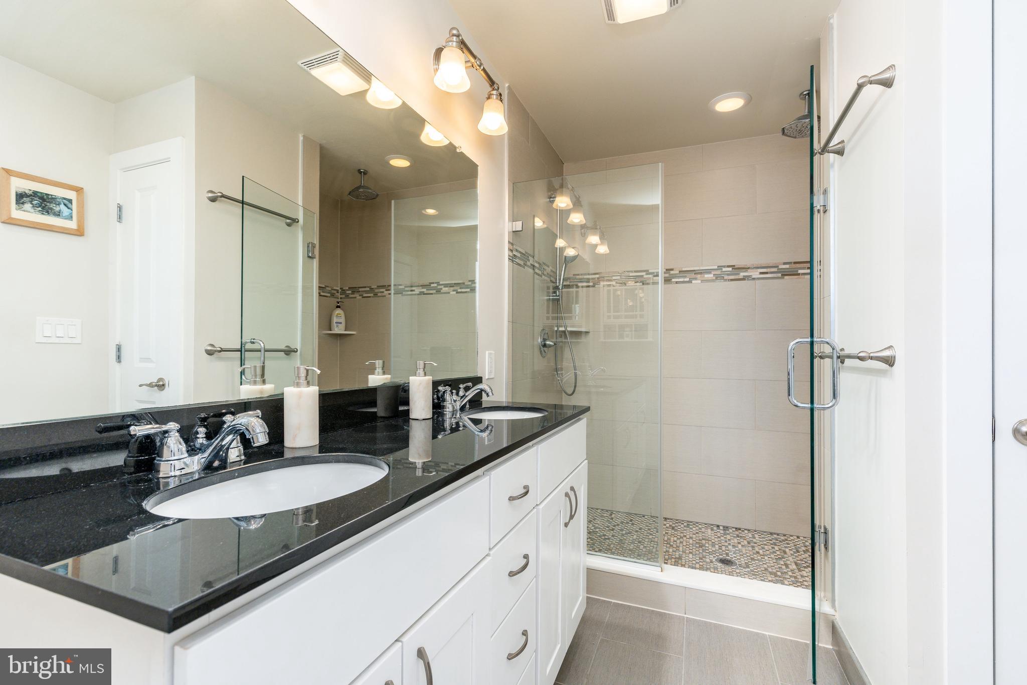839 Perkiomen Street Philadelphia, PA 19130 - Photo 22 of 59