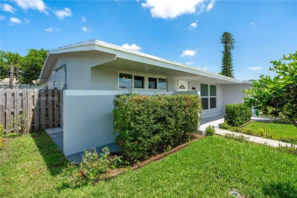 $3,100 | 2620 Northwest 83rd Avenue, Unit A, Sunrise, FL 33322