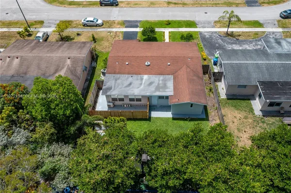 $3,100 | 2620 Northwest 83rd Avenue, Unit A, Sunrise, FL 33322