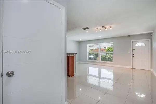 $3,100 | 2620 Northwest 83rd Avenue, Unit A, Sunrise, FL 33322