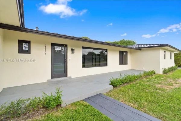 $1,149,900 | 17020 Southwest 87th Court, Palmetto Bay, FL 33157