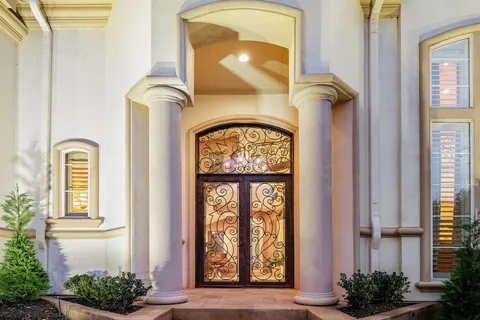 $1,785,000 | 18729 Wainsborough Lane, Dallas, TX 75287