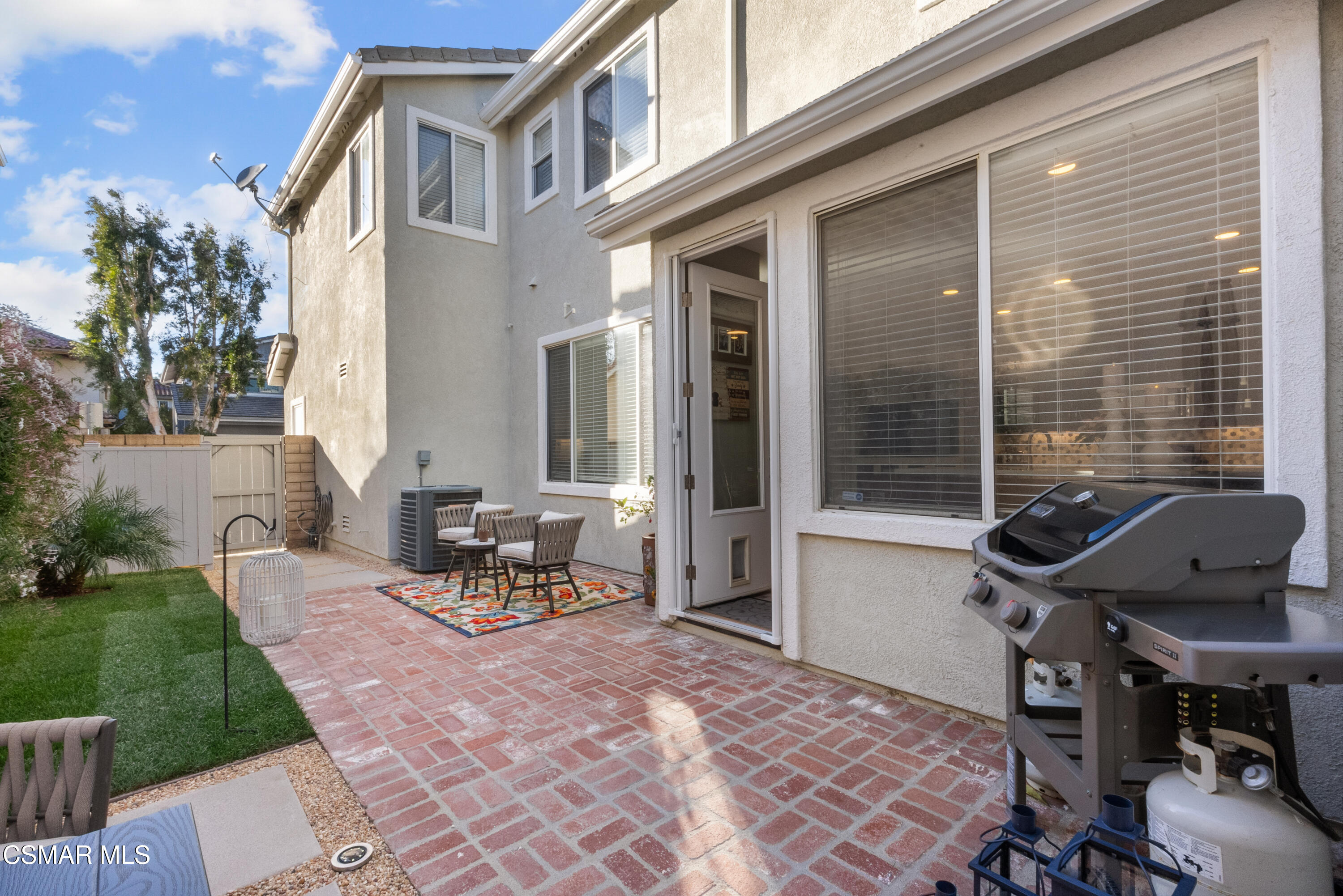 2473 Aurora Lane Simi Valley, CA 93063 - Photo 28 of 32 28