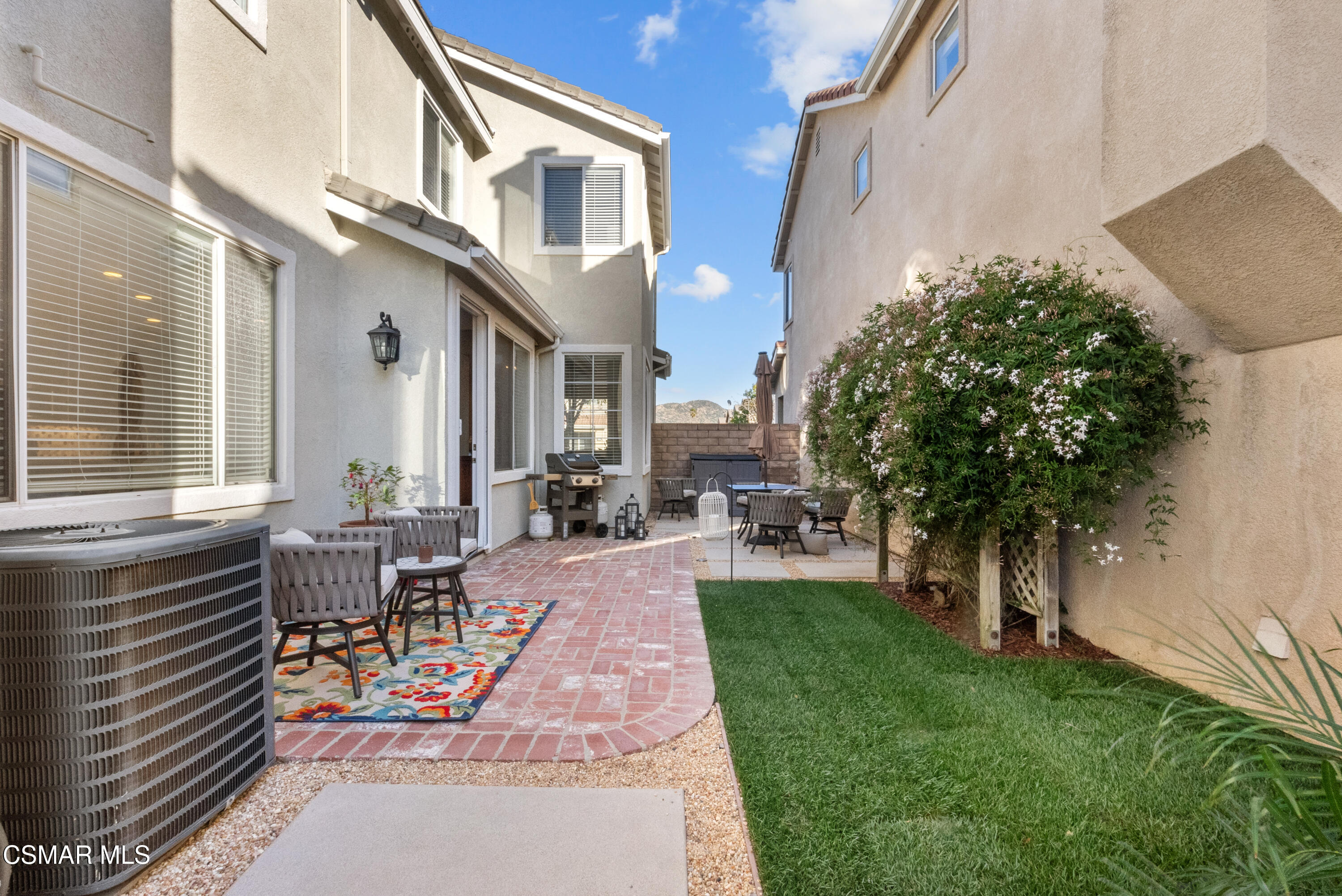 2473 Aurora Lane Simi Valley, CA 93063 - Photo 29 of 32 29