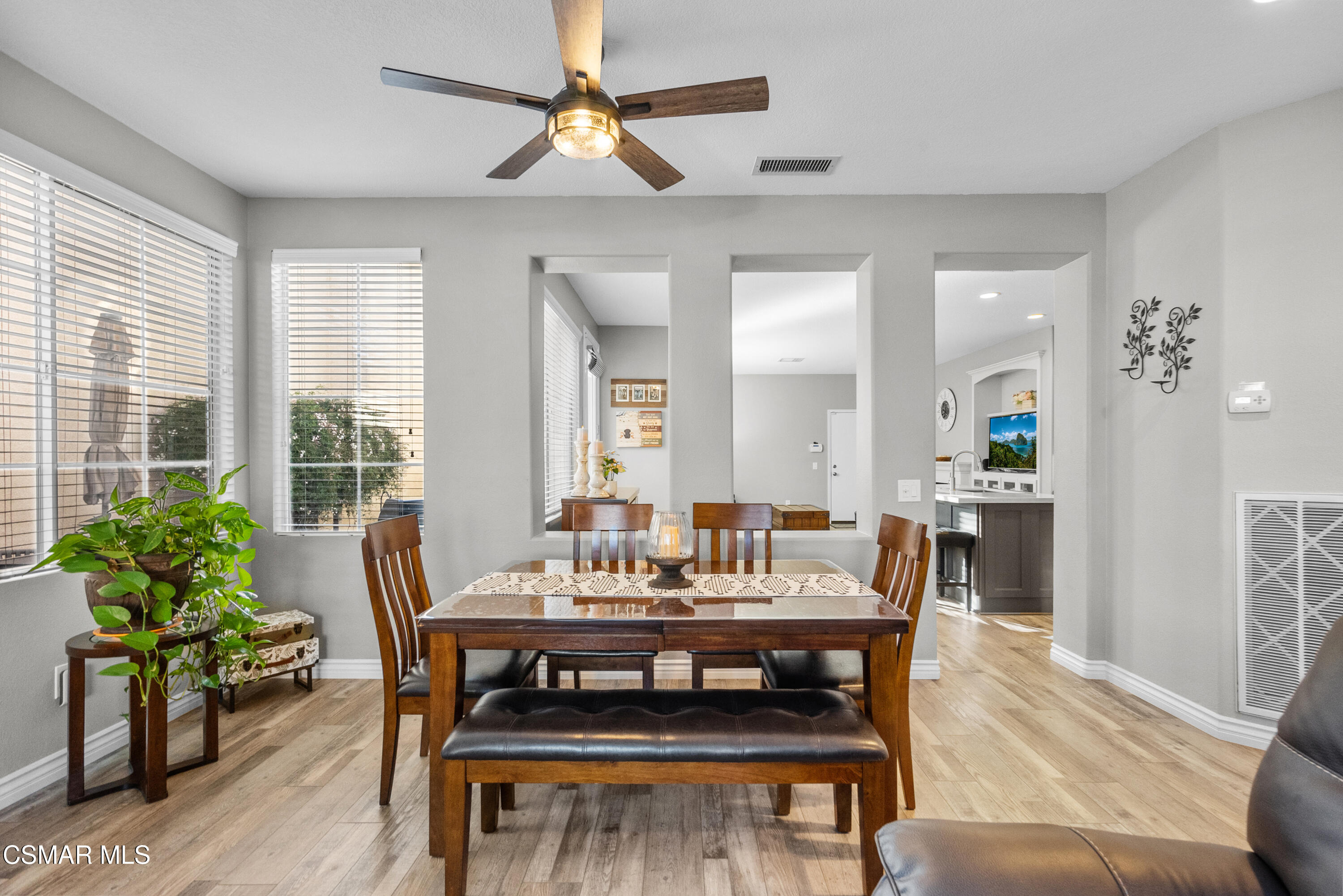 2473 Aurora Lane Simi Valley, CA 93063 - Photo 4 of 32 4