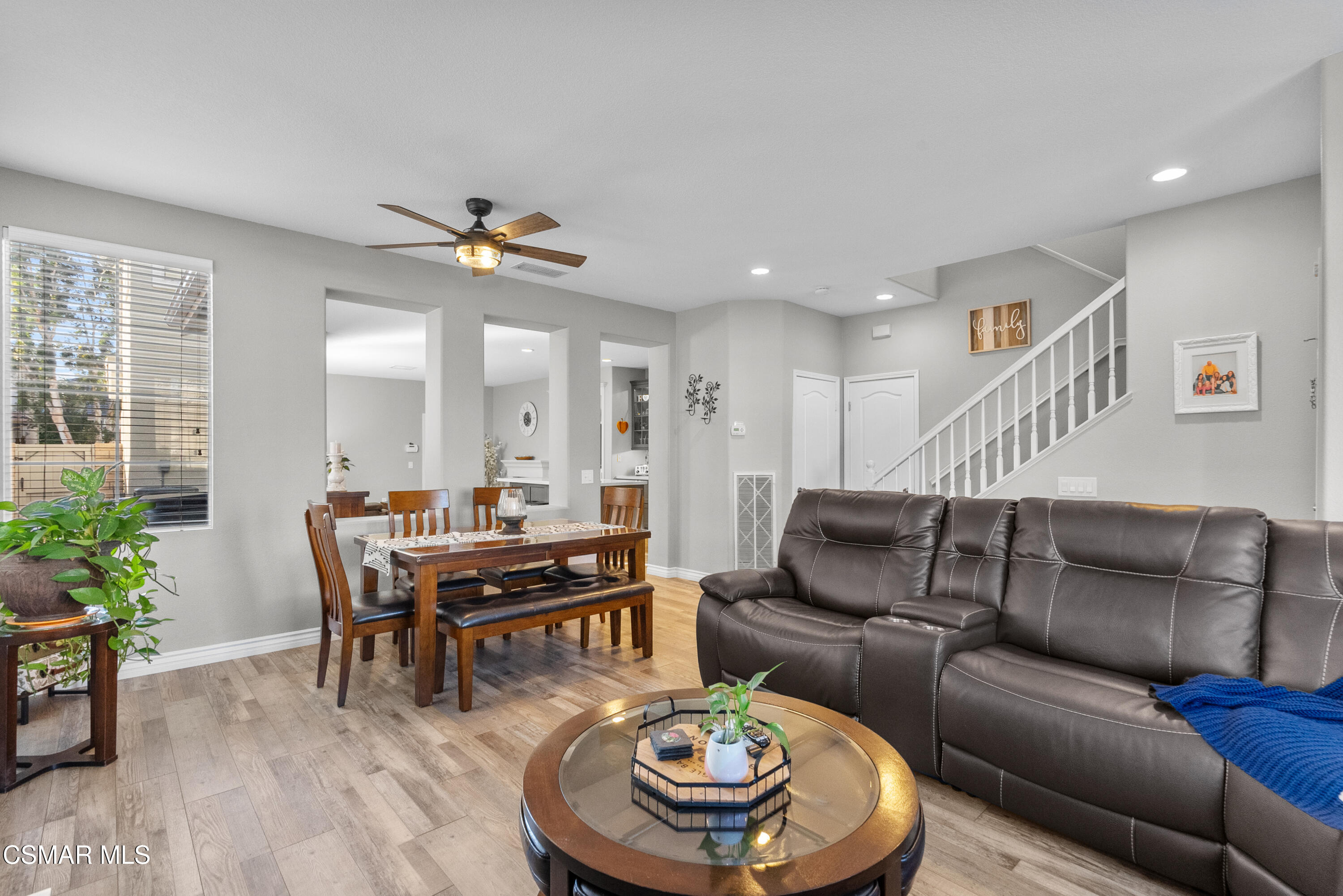 2473 Aurora Lane Simi Valley, CA 93063 - Photo 5 of 32 5