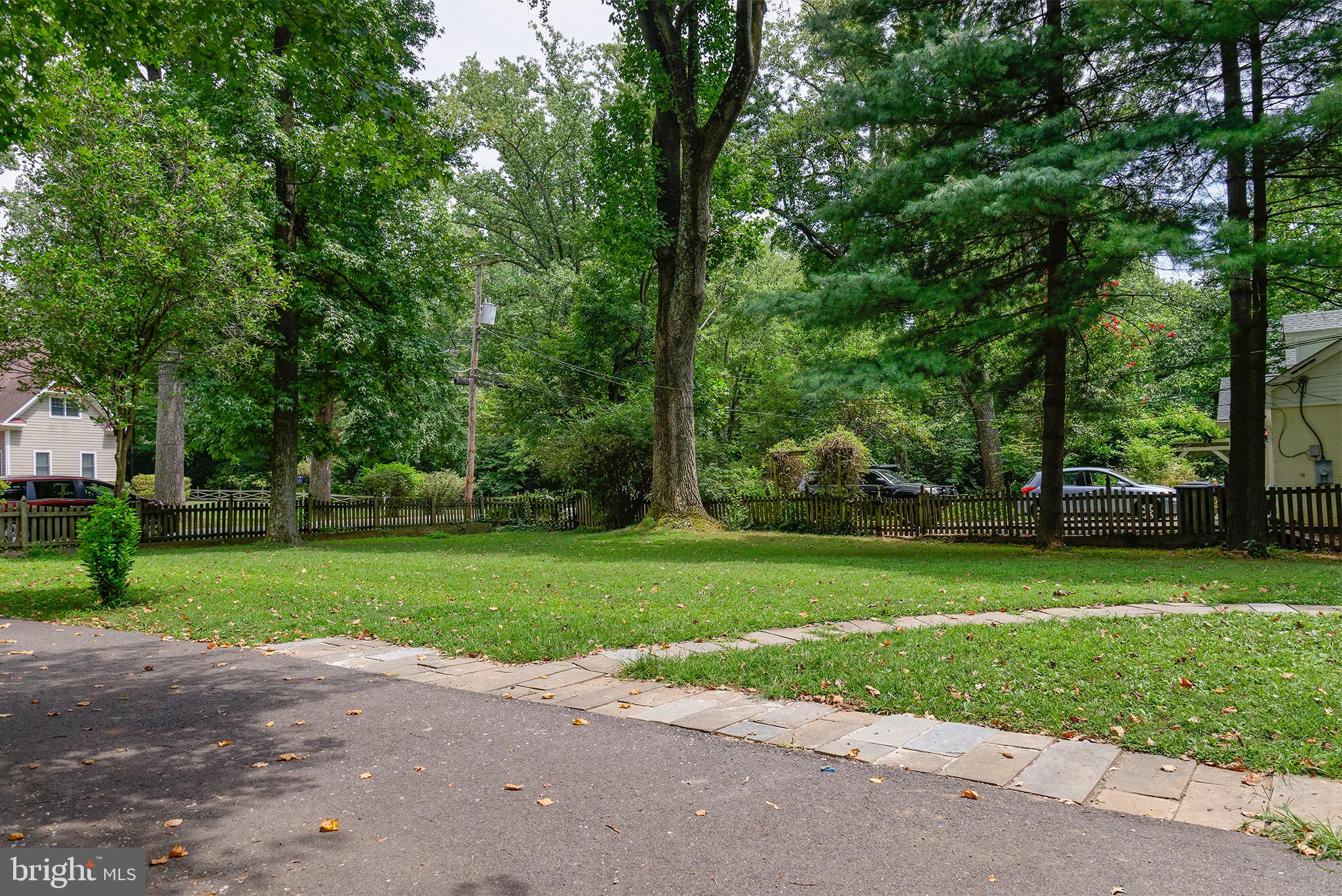3128 Holmes Run Road Falls Church, VA 22042 - Photo 3 of 34 Set back property with large multi-car driveway