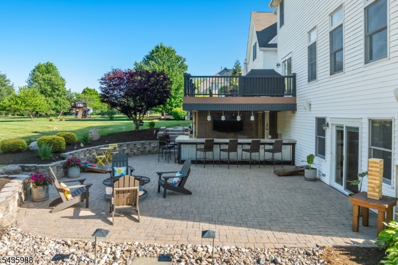35 Titus Road Skillman, NJ 08558 - Photo 10 of 20