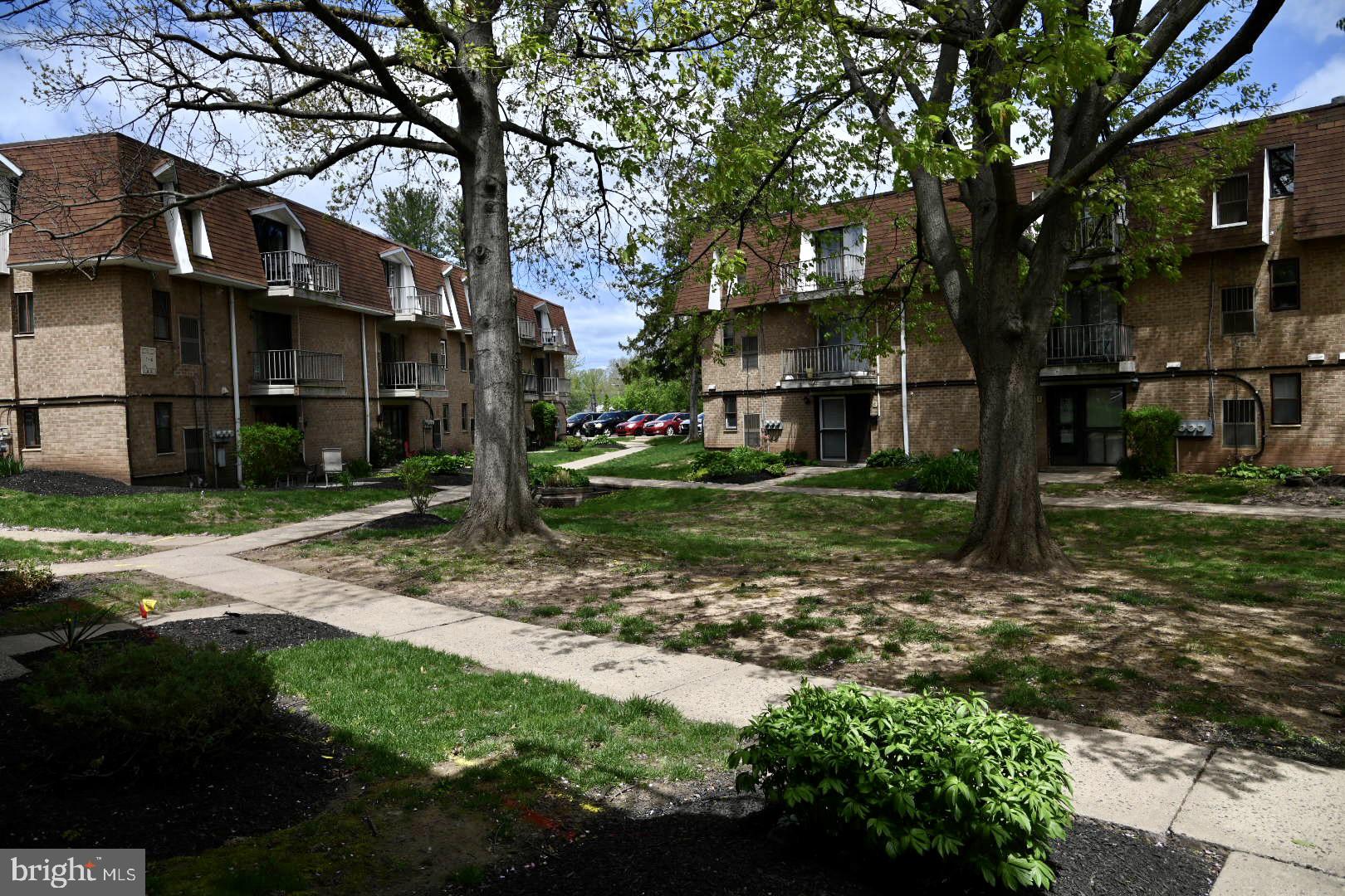 885 North York Road, Unit 12C Warminster, PA 18974 - Photo 4 of 11