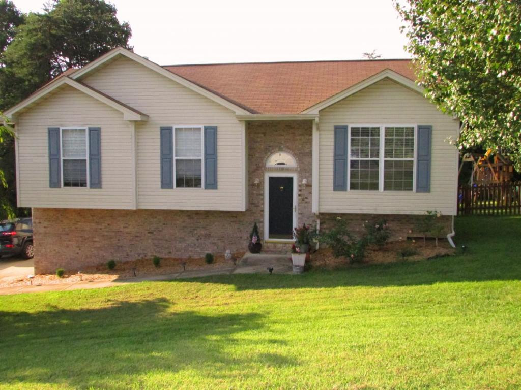 237 Linda's Way Bristol, TN 37620 - Photo 1 of 24 Front