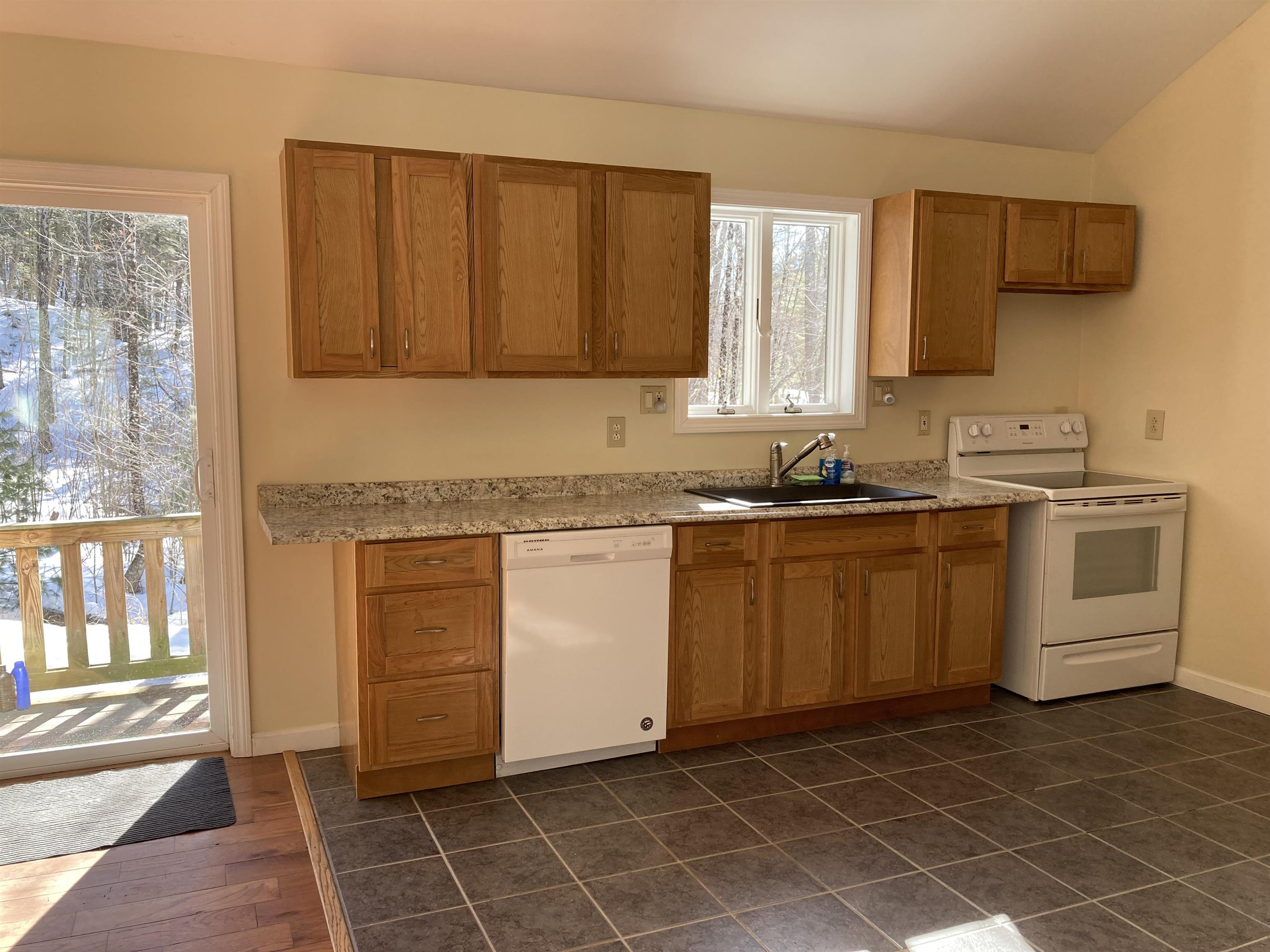9 Tunnel Road Grafton, NH 03240 - Photo 3 of 40 Gallery Image 3