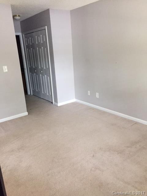 8182 Rudolph Road Charlotte, NC 28216 - Photo 8 of 20