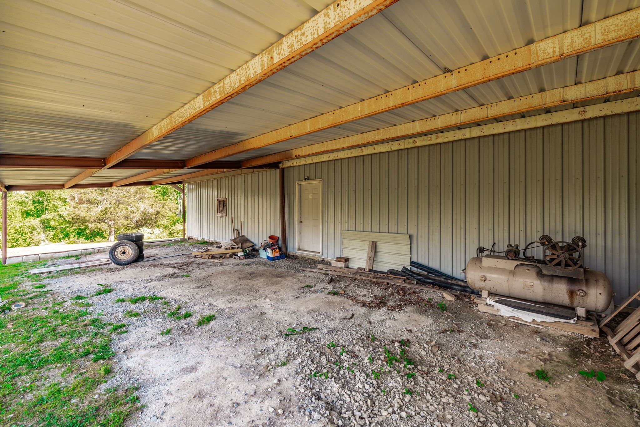 1212 Mt Vernon Road Bethpage, TN 37022 - Photo 17 of 48