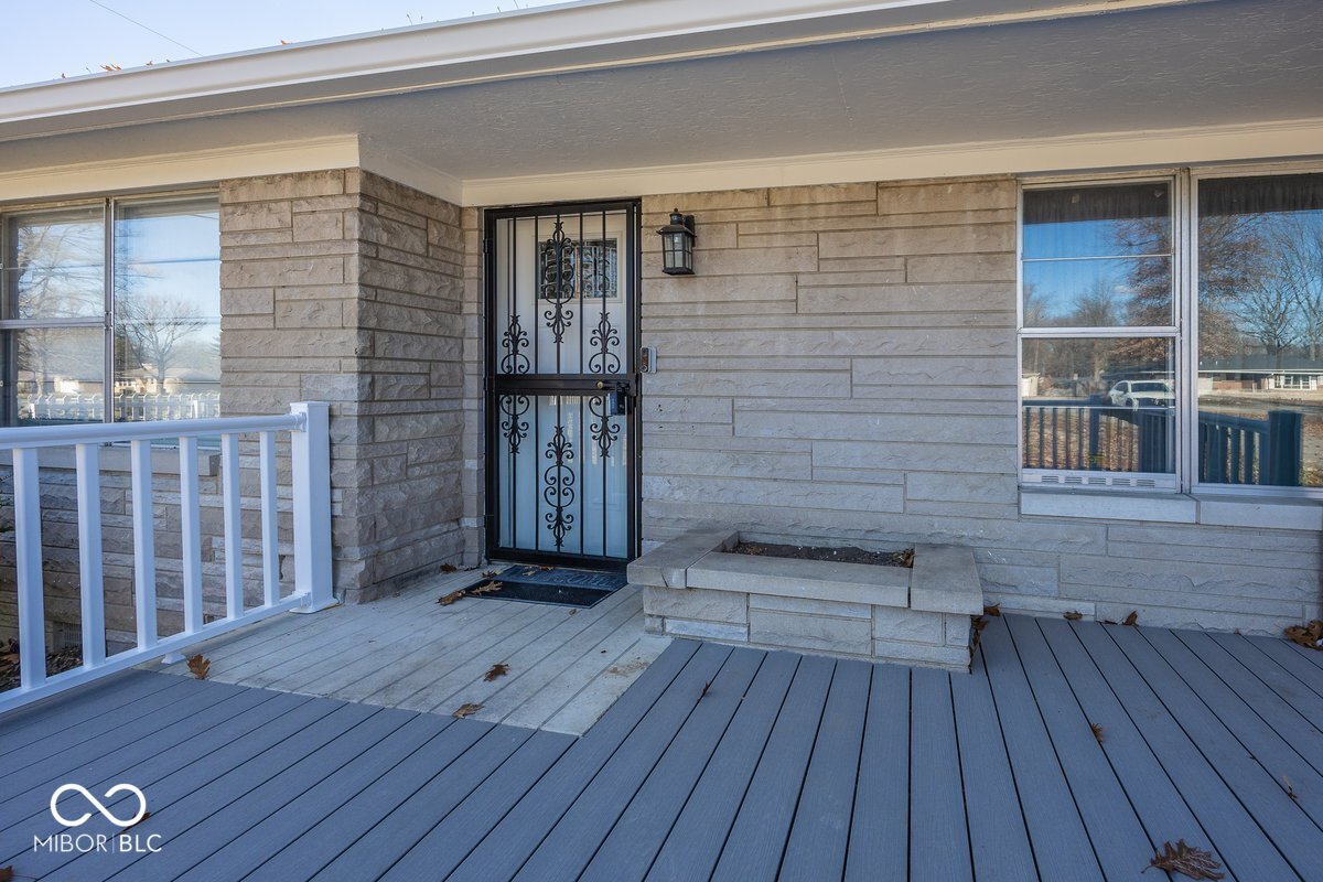 4115 Marrison Place Indianapolis, IN 46226 - Photo 2 of 29
