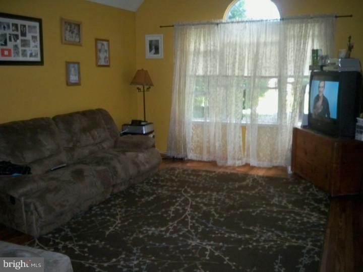 41 Maple Road Pittsgrove, NJ 08318 - Photo 5 of 11