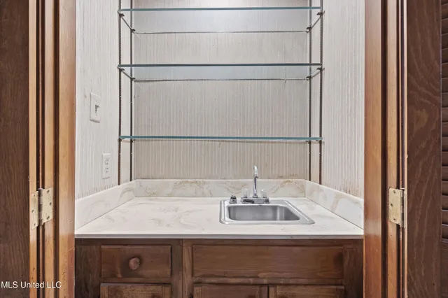 $335,000 | 370 Cedar Hills Road, Holly Springs, MS 38635