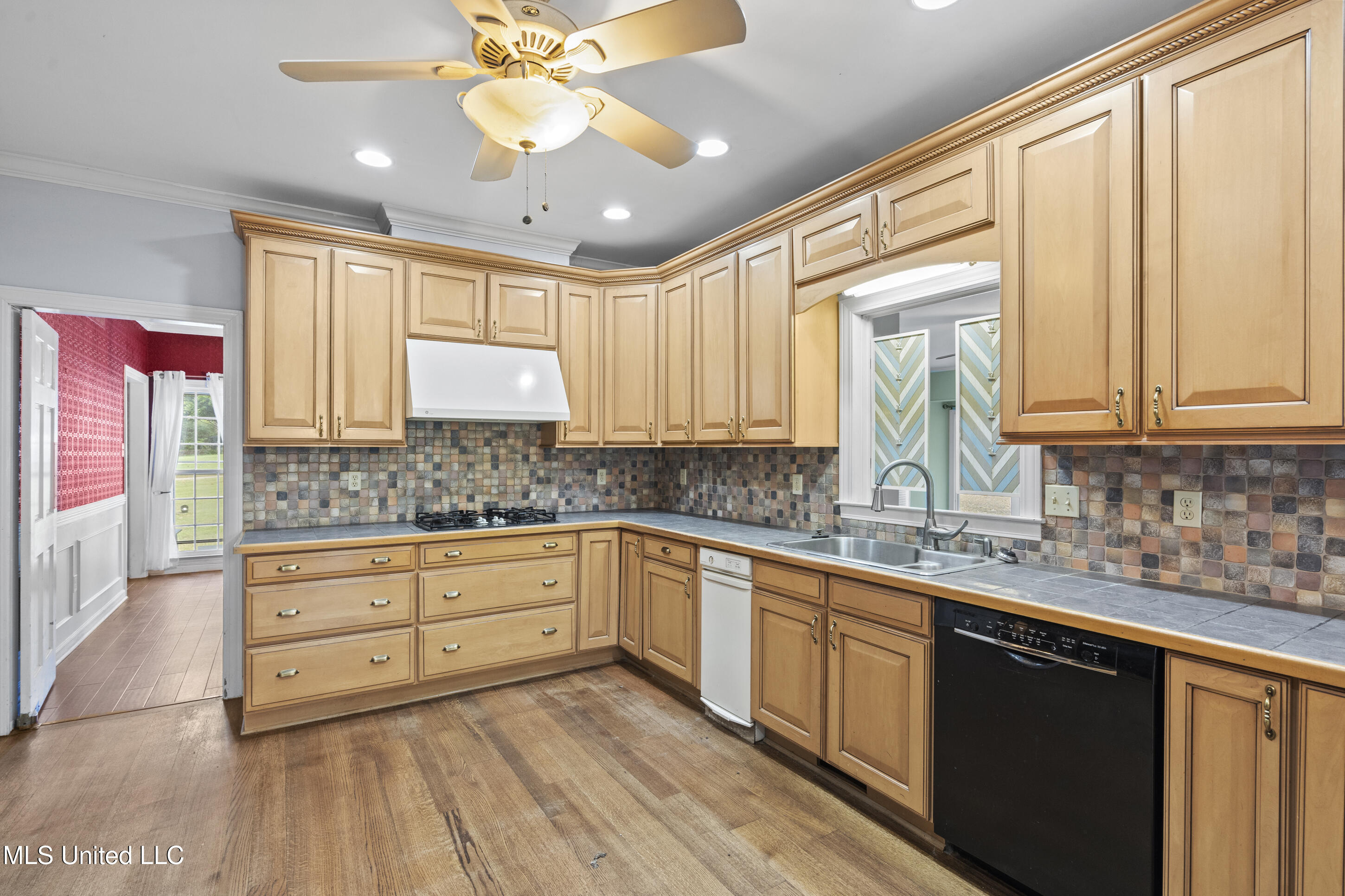 370 Cedar Hills Road Holly Springs, MS 38635 - Photo 17 of 50 Kitchen