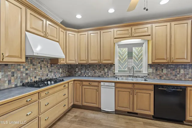 $335,000 | 370 Cedar Hills Road, Holly Springs, MS 38635