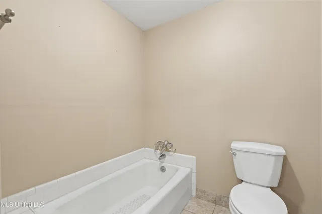 $335,000 | 370 Cedar Hills Road, Holly Springs, MS 38635