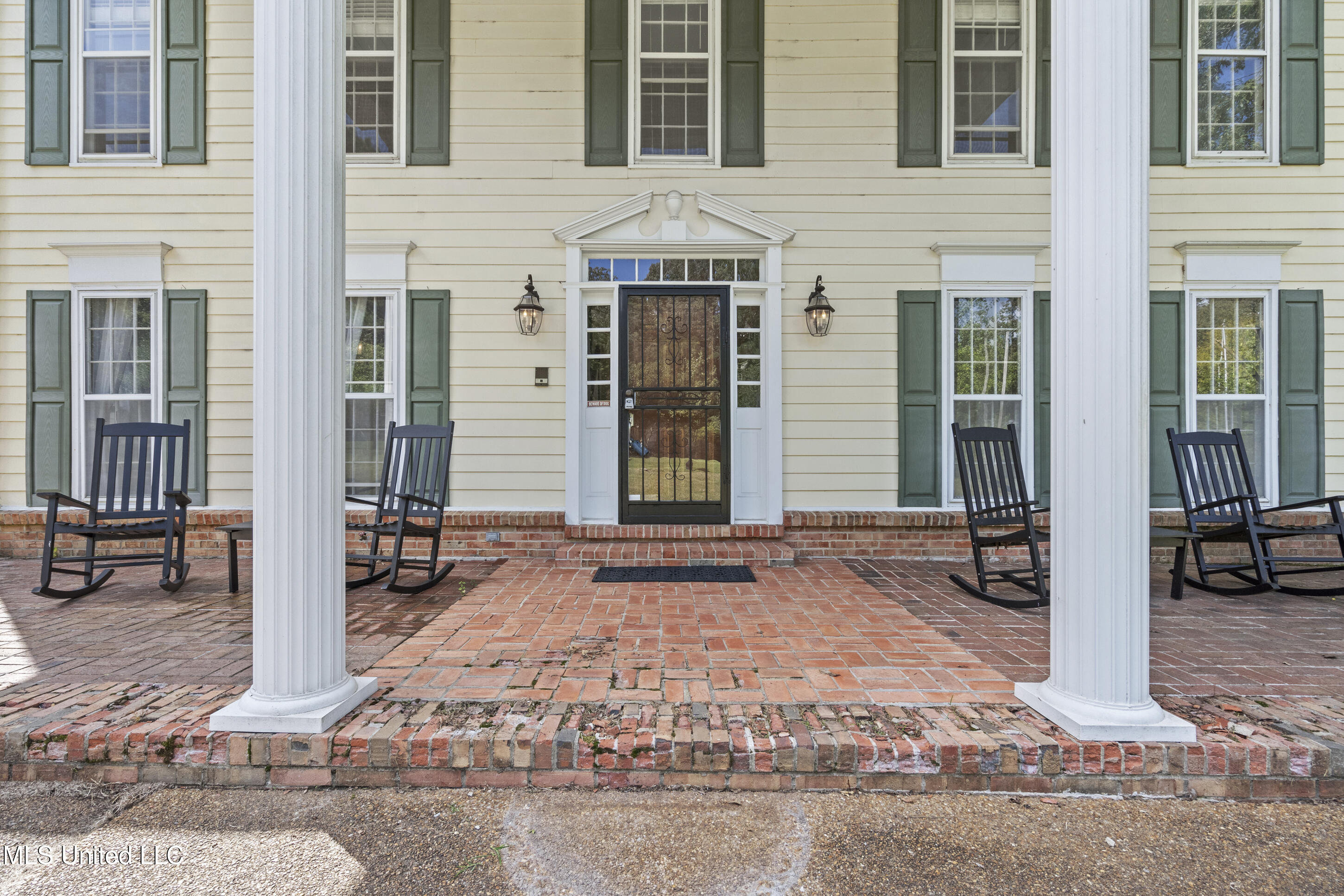 370 Cedar Hills Road Holly Springs, MS 38635 - Photo 6 of 50 Front Porch