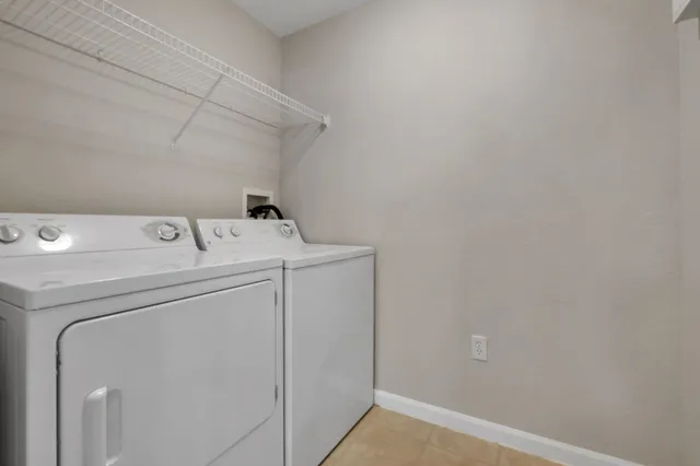 $169,000 | 2801 Chancellorsville Drive, Unit 802, Tallahassee, FL 32312