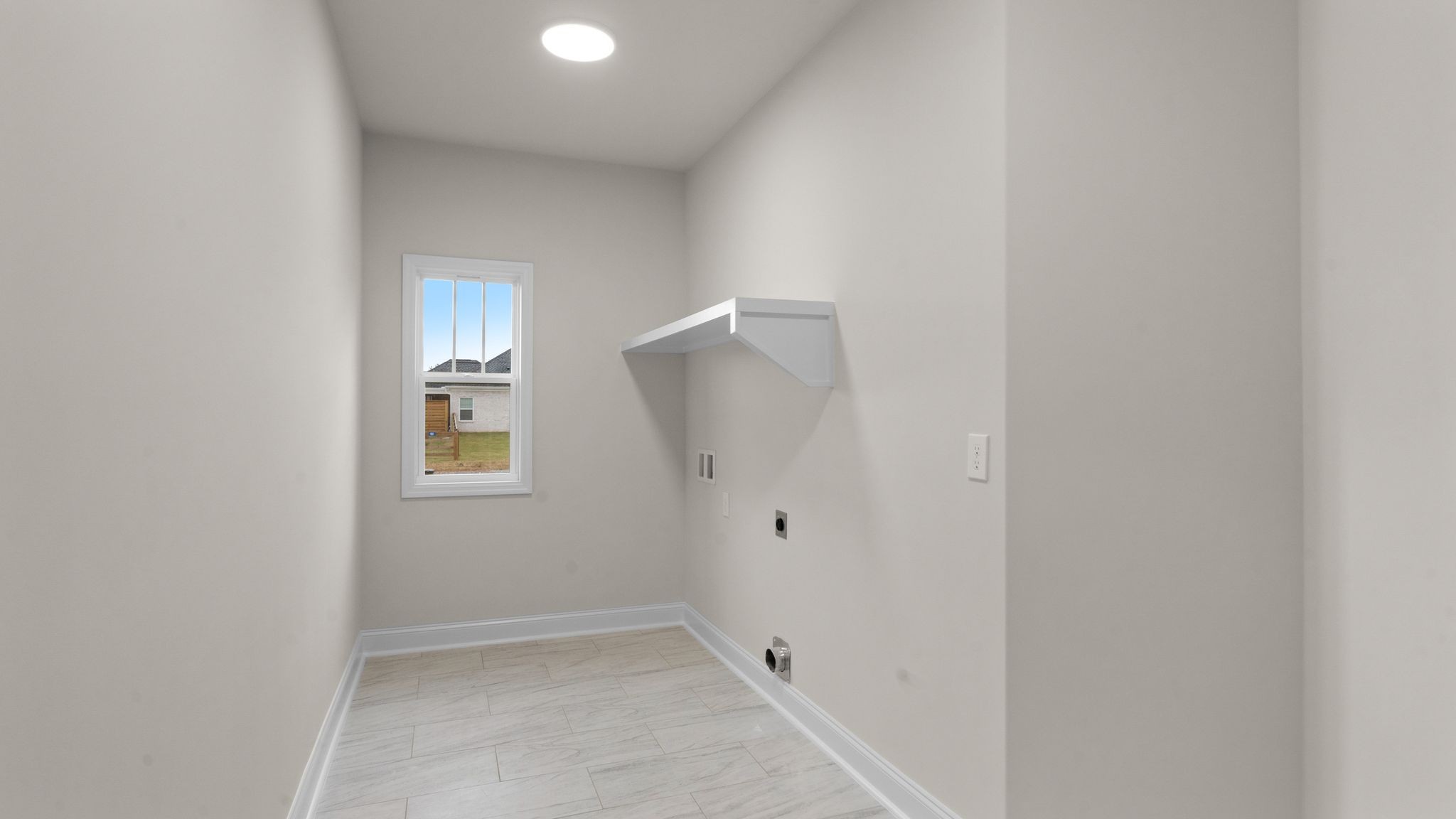 56 Old Quick Road Fayetteville, TN 37334 - Photo 16 of 32 a view of room with window and closet