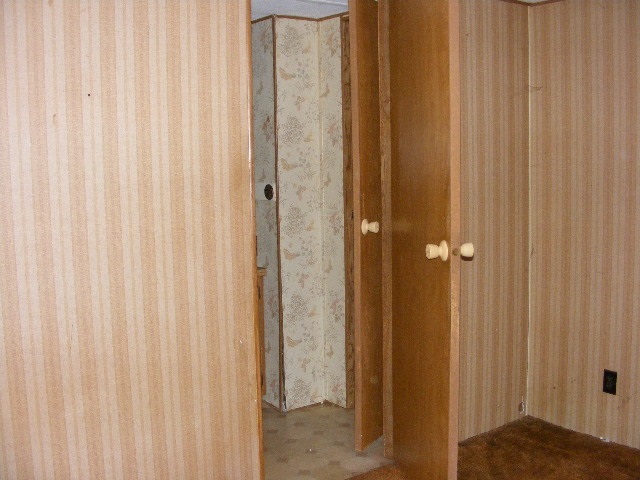 480 North 29 Road Cadillac, MI 49601 - Photo 30 of 36 1807637-30.JPG