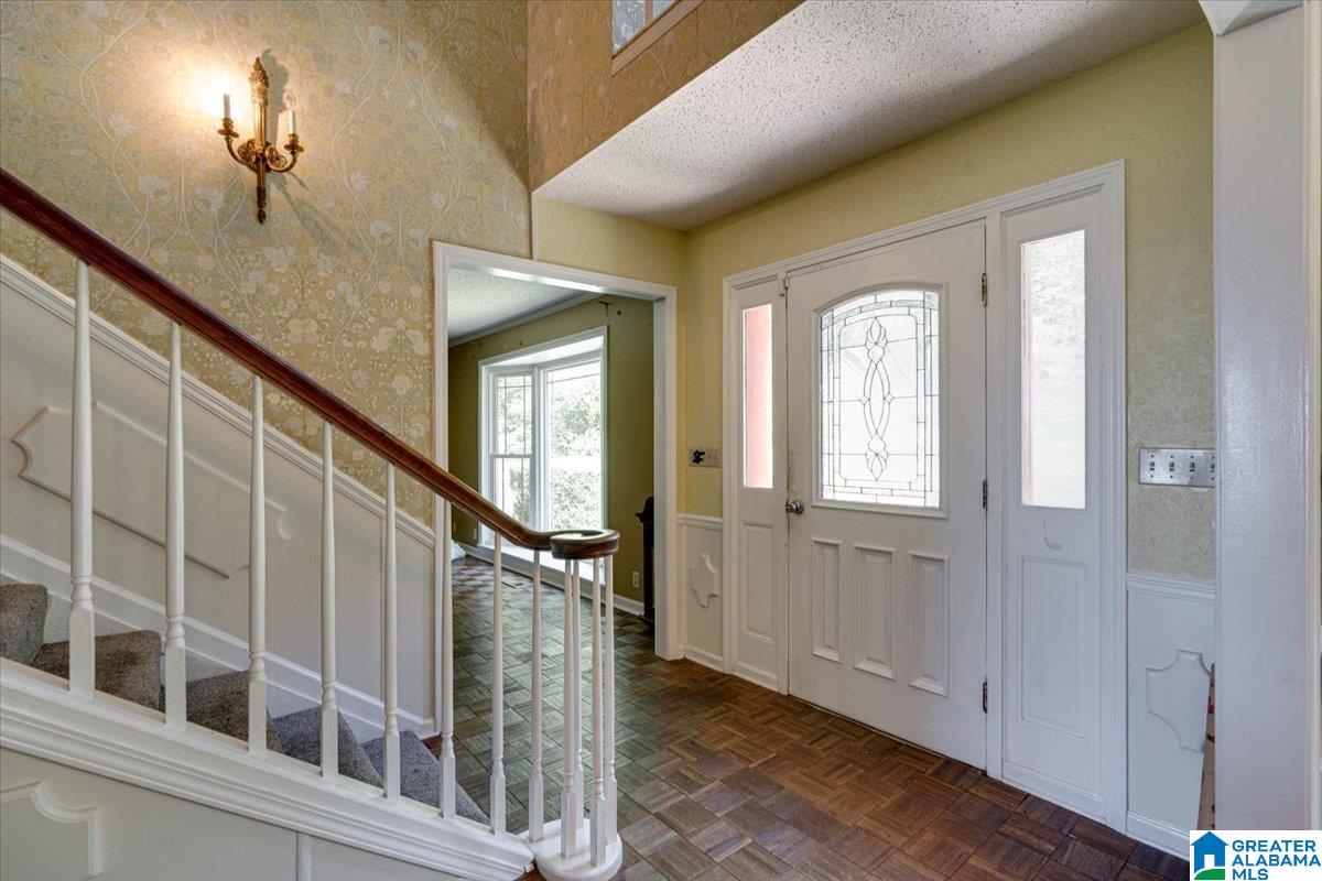 231 Overlook Drive Gadsden, AL 35901 - Photo 3 of 50